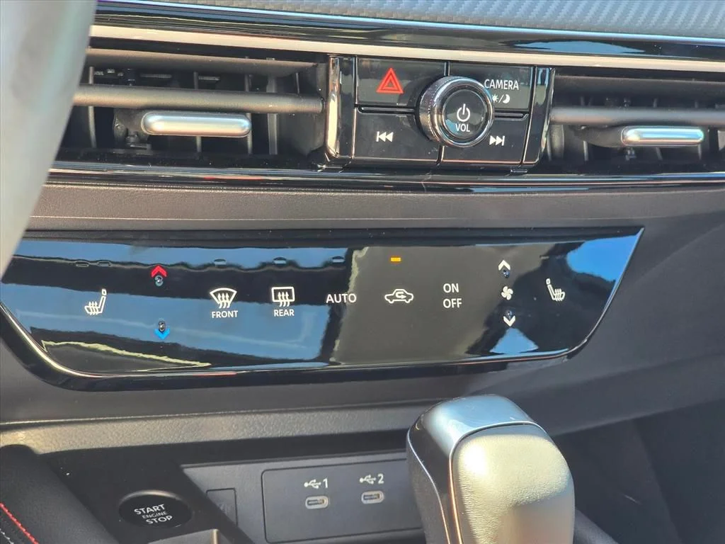 Used 2025 Blue Nissan SR image 16