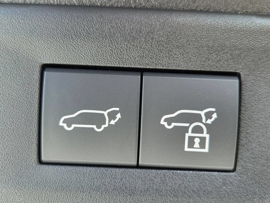 New 2026 Atomic Silver Lexus PREMIUM image 30