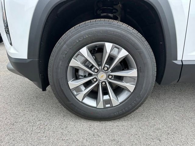 2026 Chevrolet Equinox LT - Photo 9