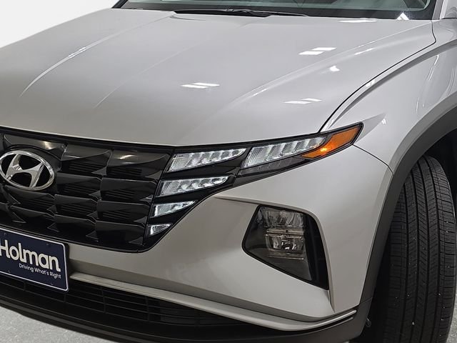 Used 2023 Silver Hyundai SEL image 30