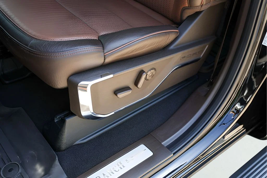 Used 2025 Black Ford King Ranch image 10