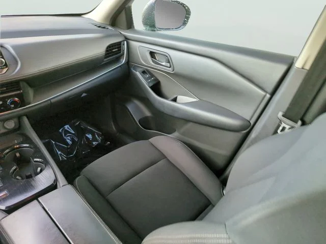 Certified Used 2024 Silver Nissan S image 15