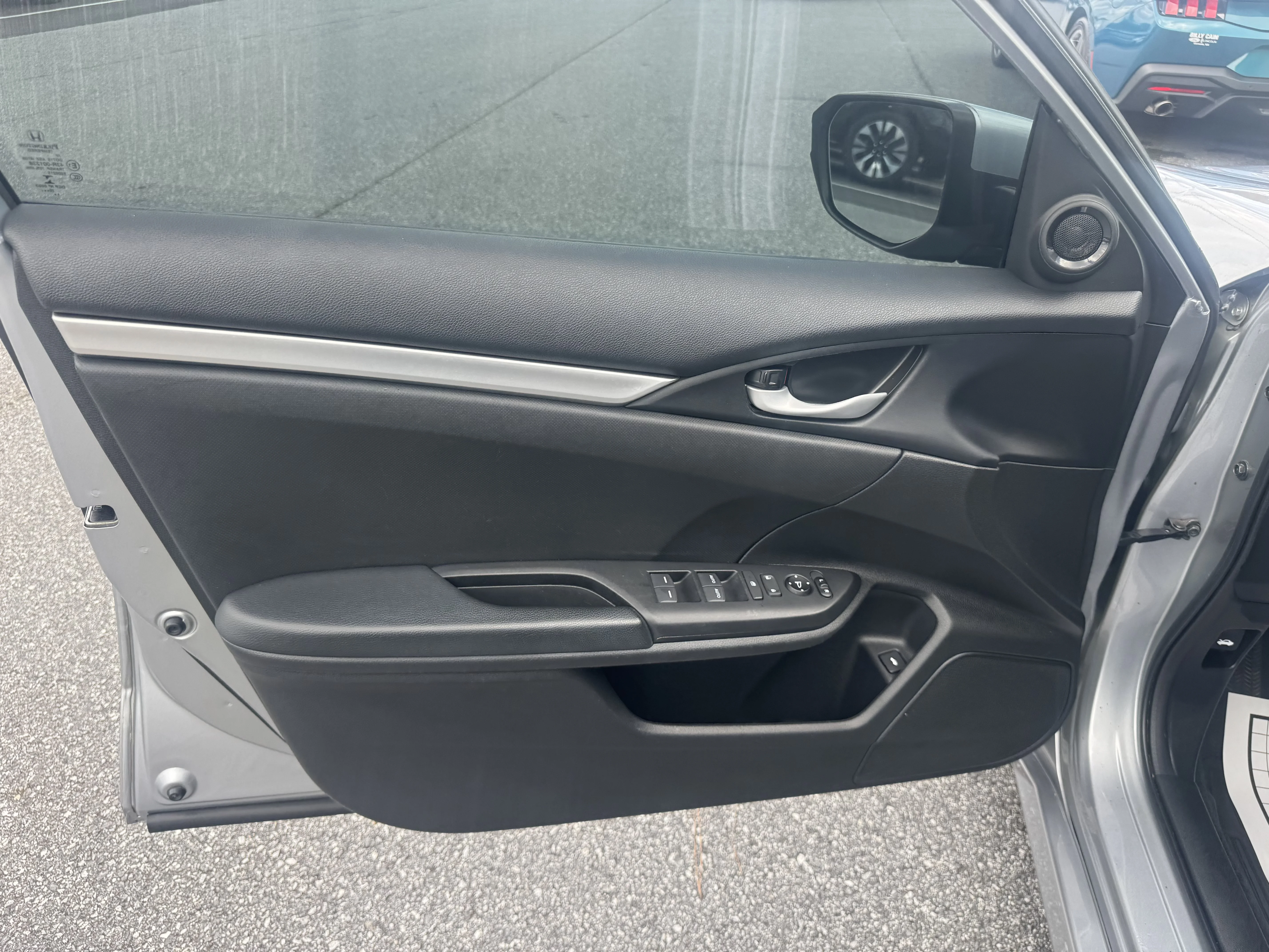 Used 2021 Lunar Silver Metallic Honda Sport image 6