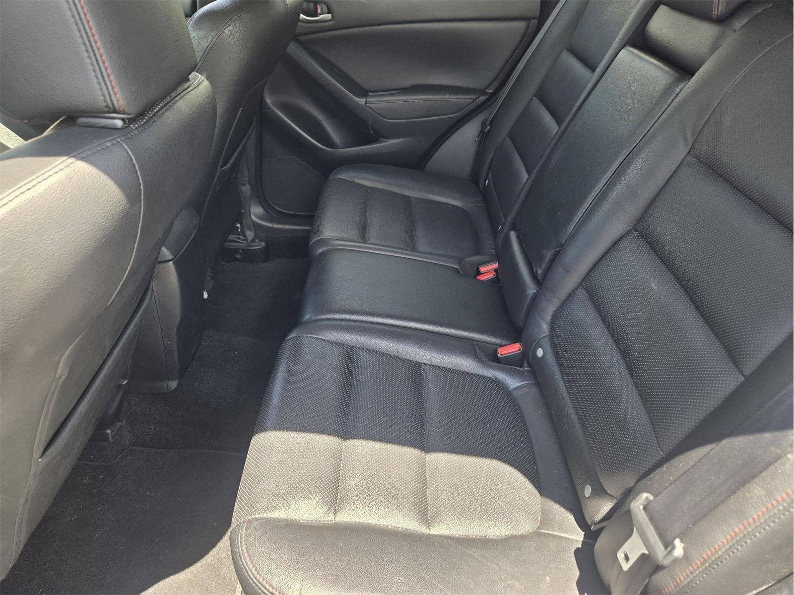 Used 2013 Liquid Silver Metallic Mazda Grand Touring image 29