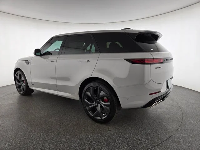 New 2026 Borasco Grey Land Rover Dynamic SE image 16