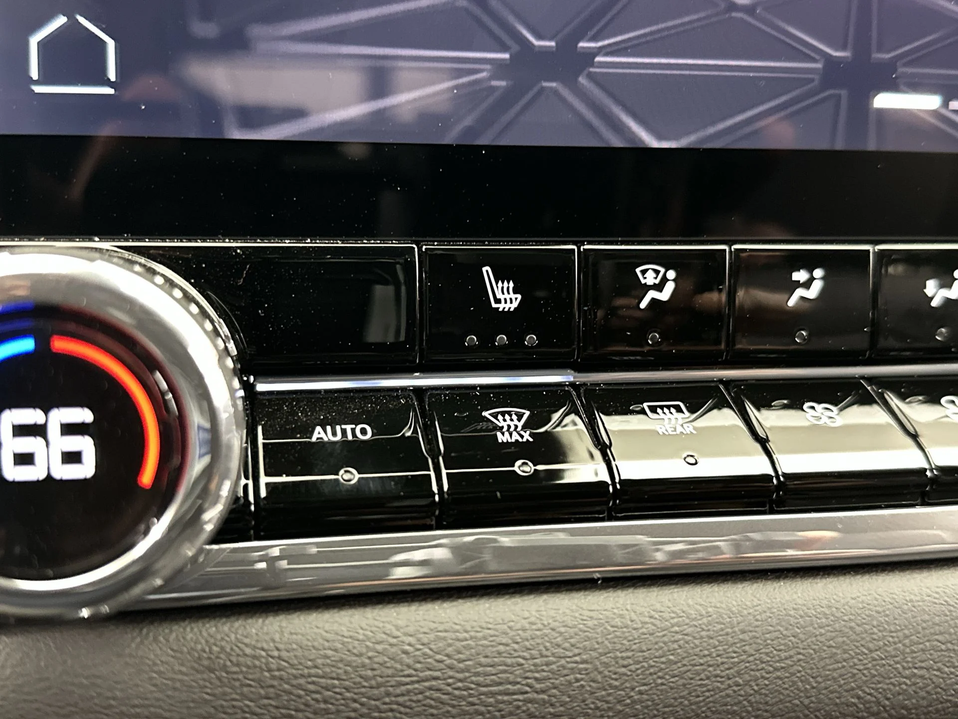New 2026 Onyx Black GMC Elevation image 72