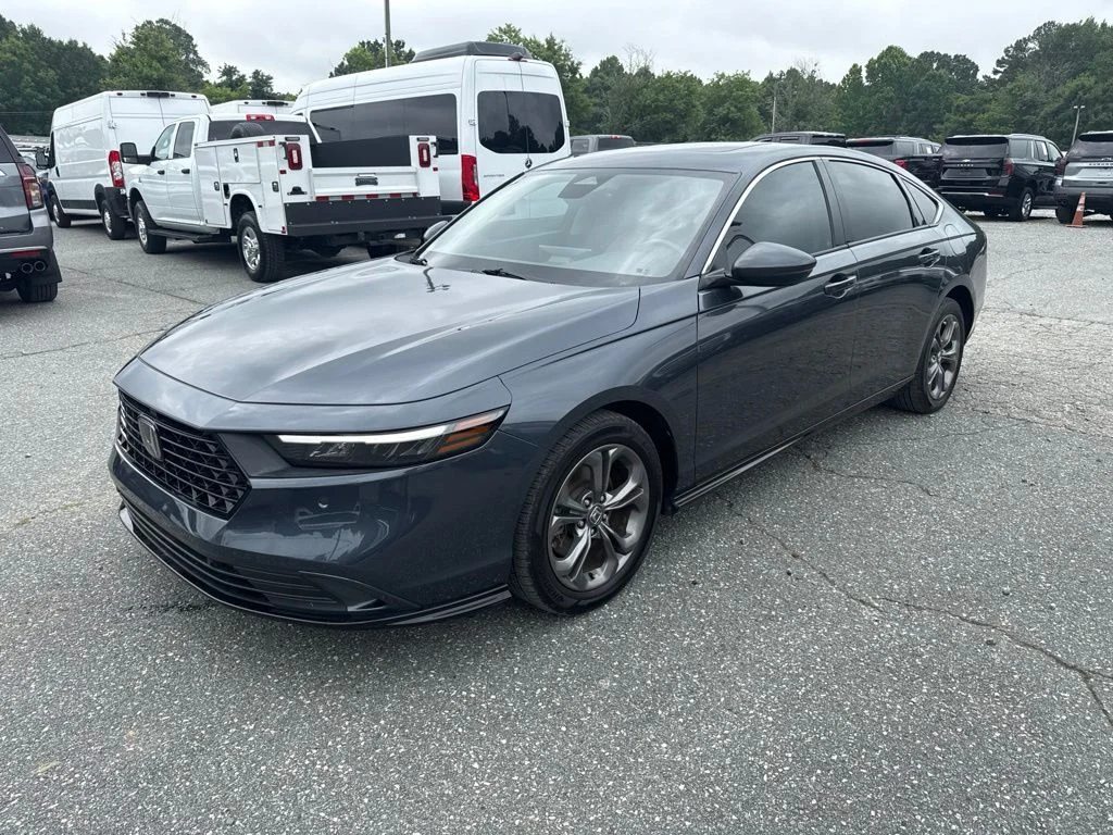 Used 2023 Gray Honda EX-L image 1