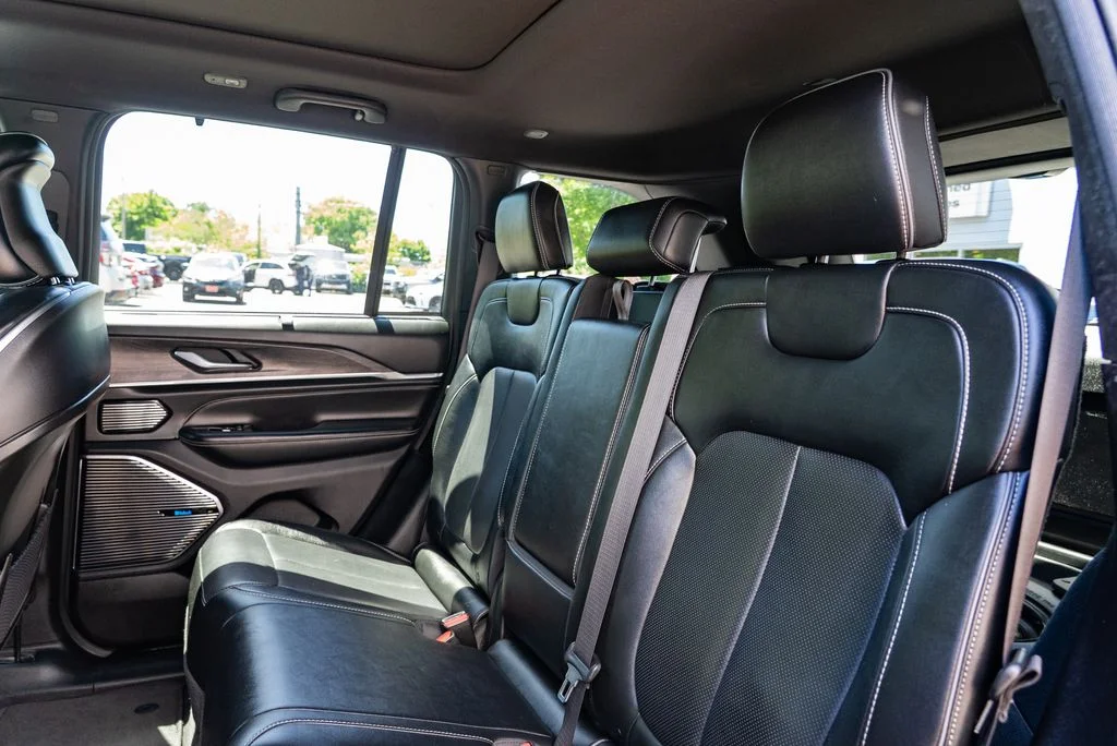 Used 2023 Red Jeep Overland 4xe image 25