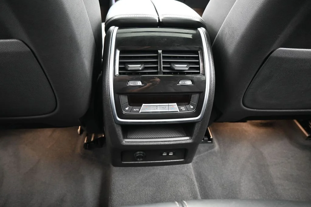 Used 2025 Black Sapphire Metallic BMW xDrive50e image 39