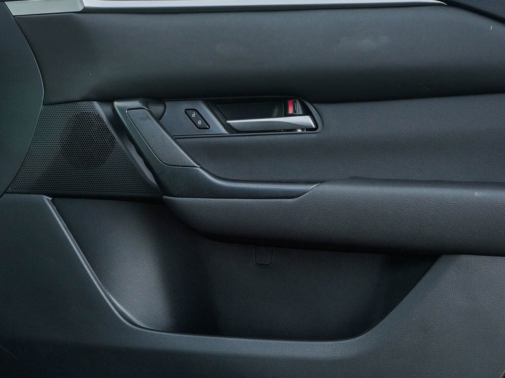 New 2026 Wind Chill Pearl Mazda Preferred AWD image 10