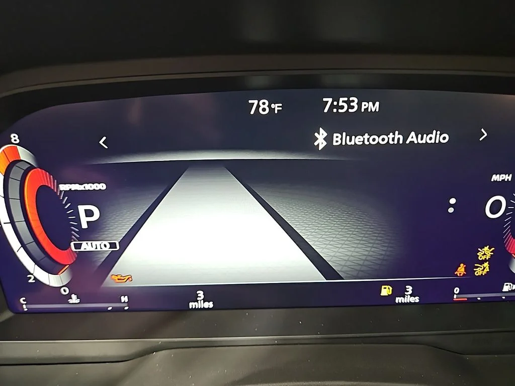 2025 Nissan Rogue Platinum - Photo 16