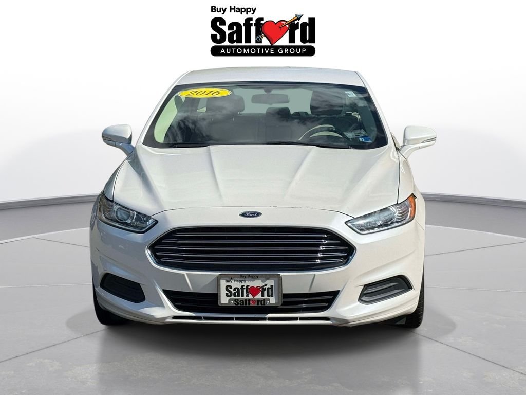 Used 2016 White Ford SE image 7