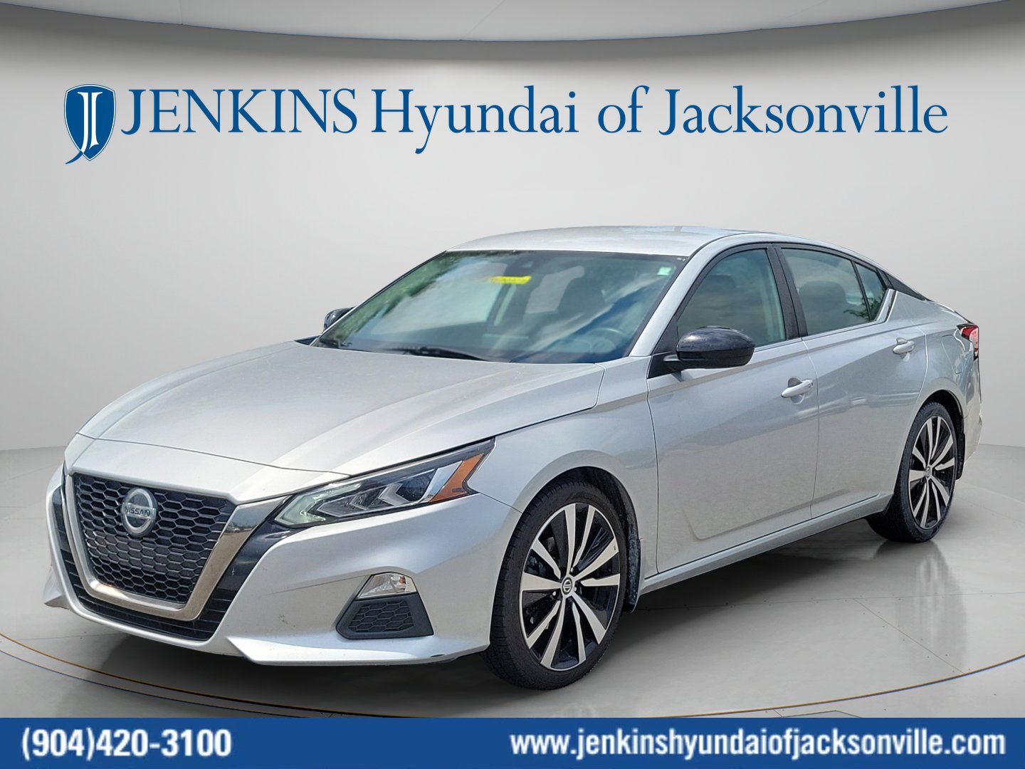 Used 2020 Brilliant Silver Metallic Nissan 2.5 SR image 7