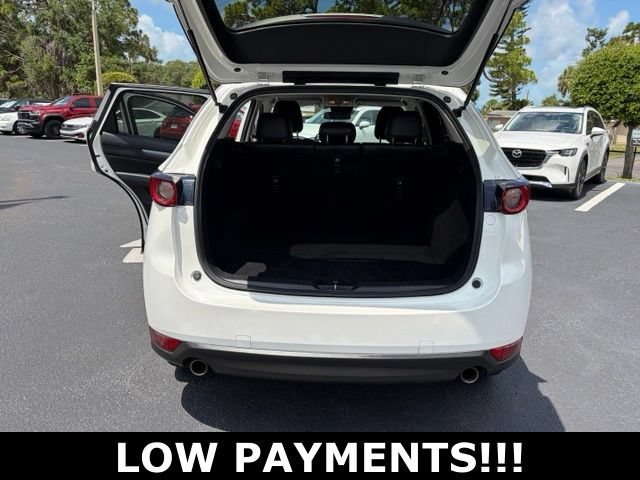 Used 2021 Snowflake White P Mazda Touring image 16