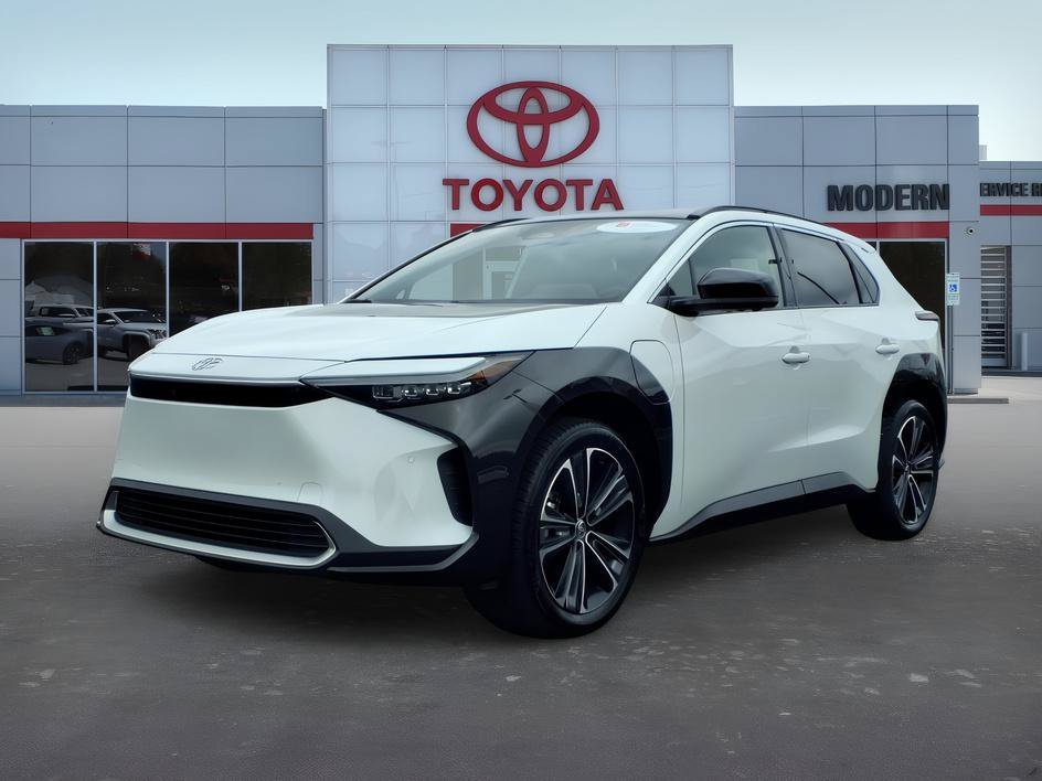 Certified Used 2023 Pearl Toyota Limited image 1