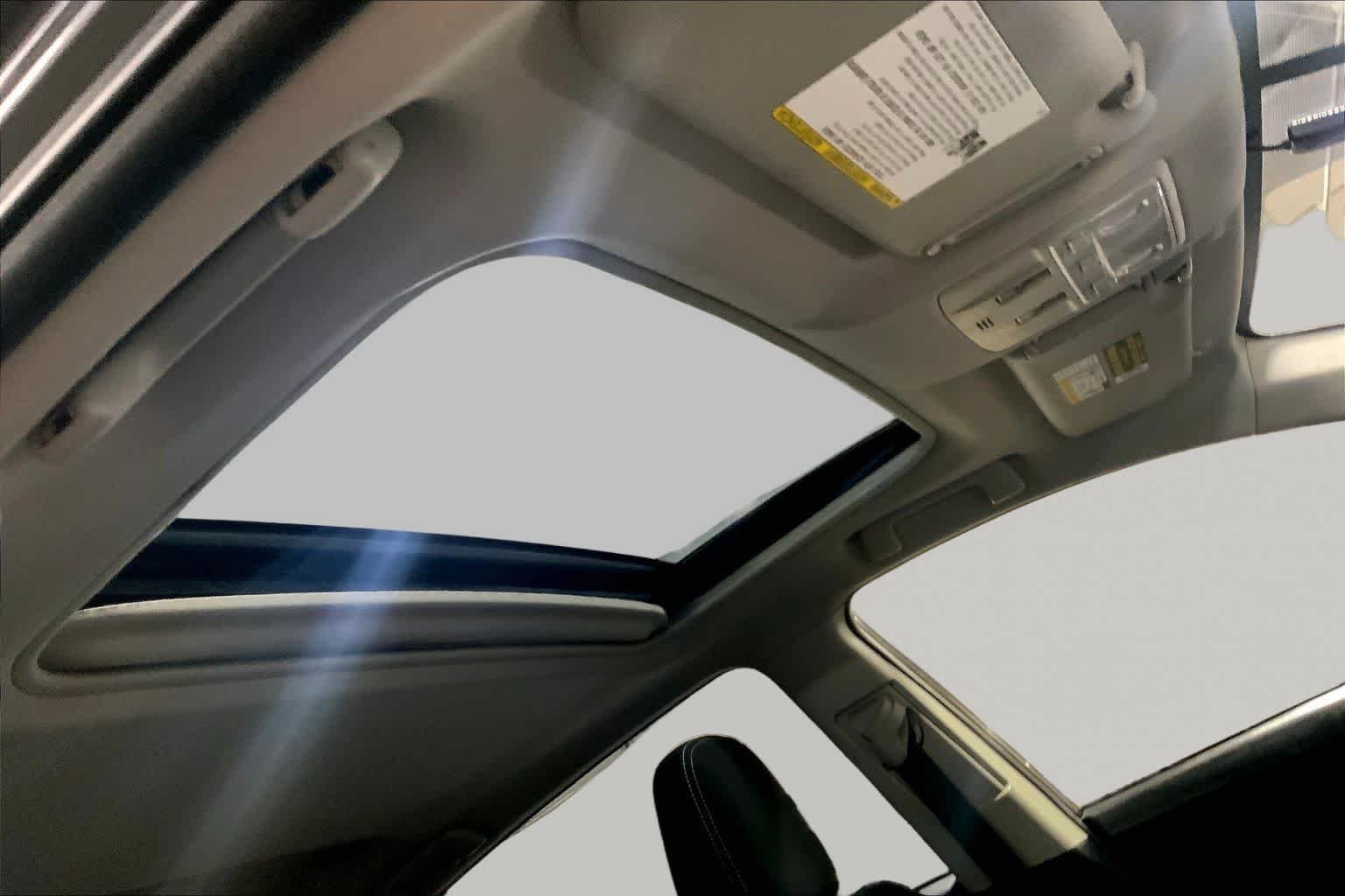 Used 2014 Magnetic Gray Metallic Toyota XLE image 14