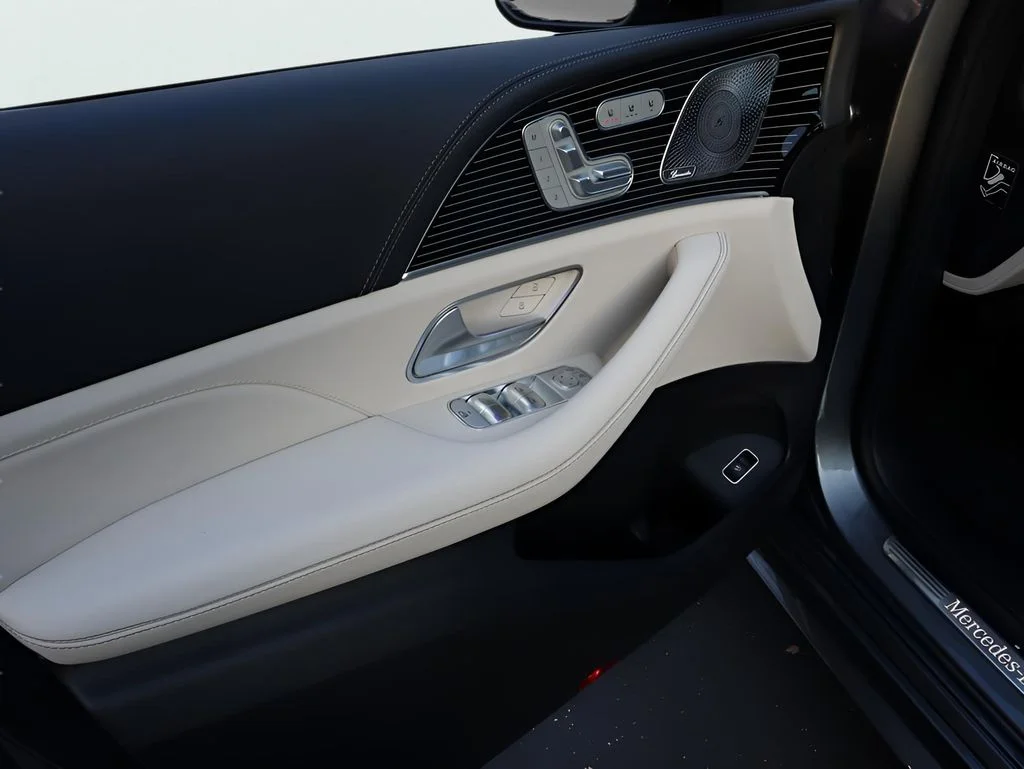 New 2026 Selenite Grey Metallic Mercedes-Benz GLE 580 image 26