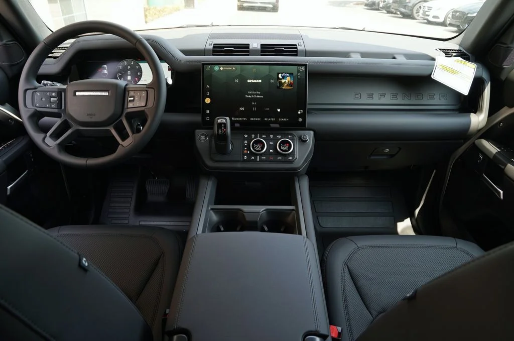 New 2026 Borasco Grey Land Rover S image 9