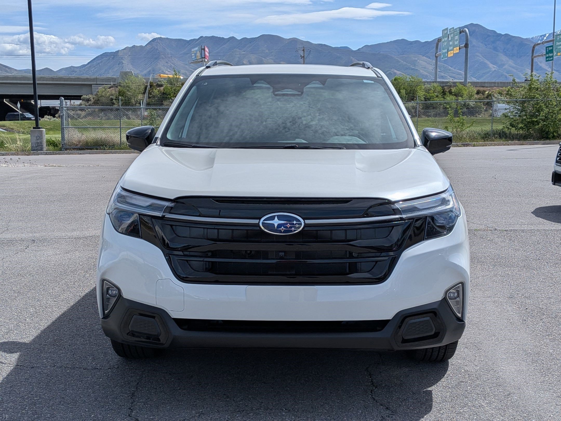 New 2026 CRYSTAL WHITE PEARL Subaru Touring image 9