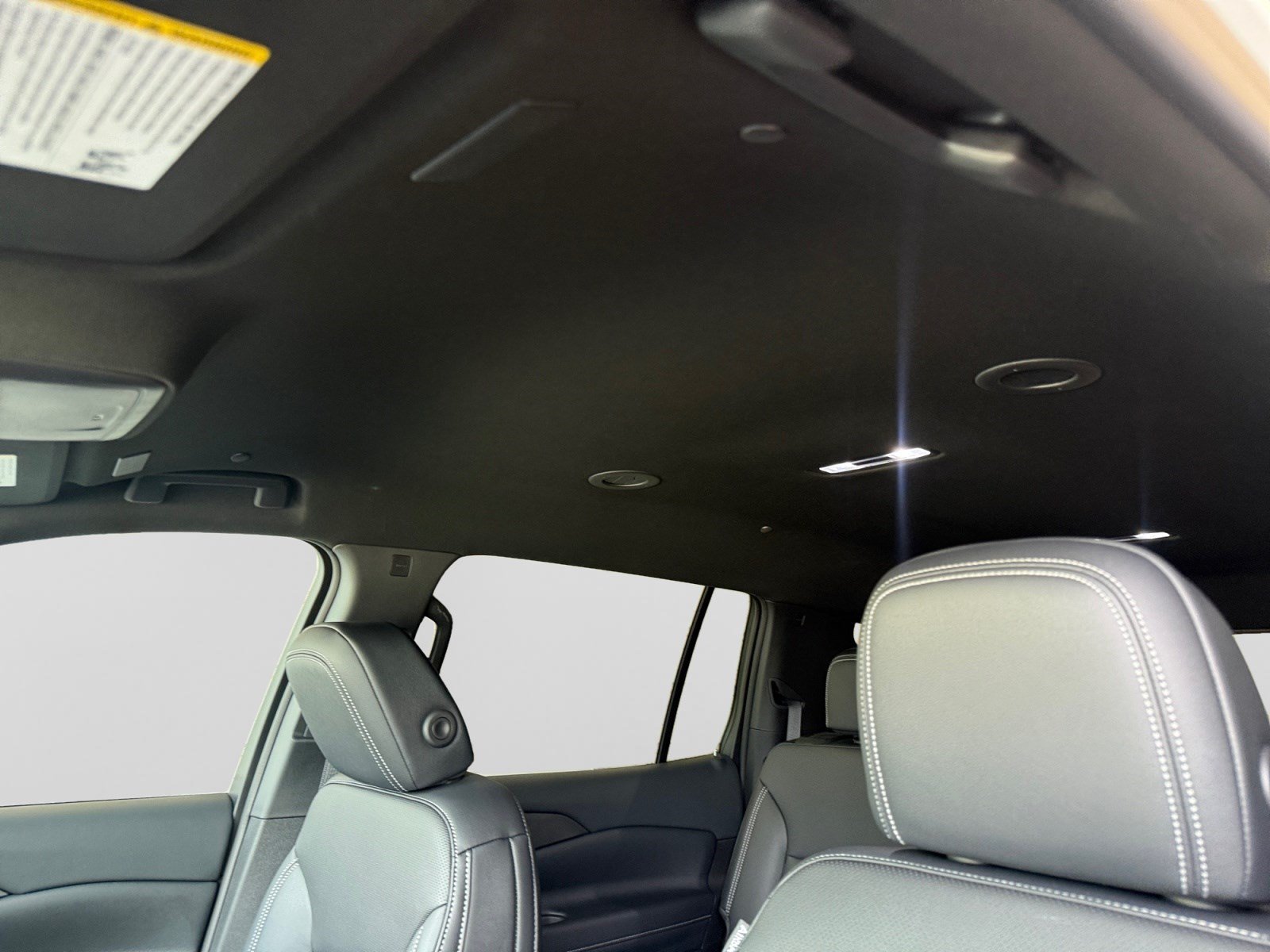 2027 Chevrolet Traverse LT - Photo 22