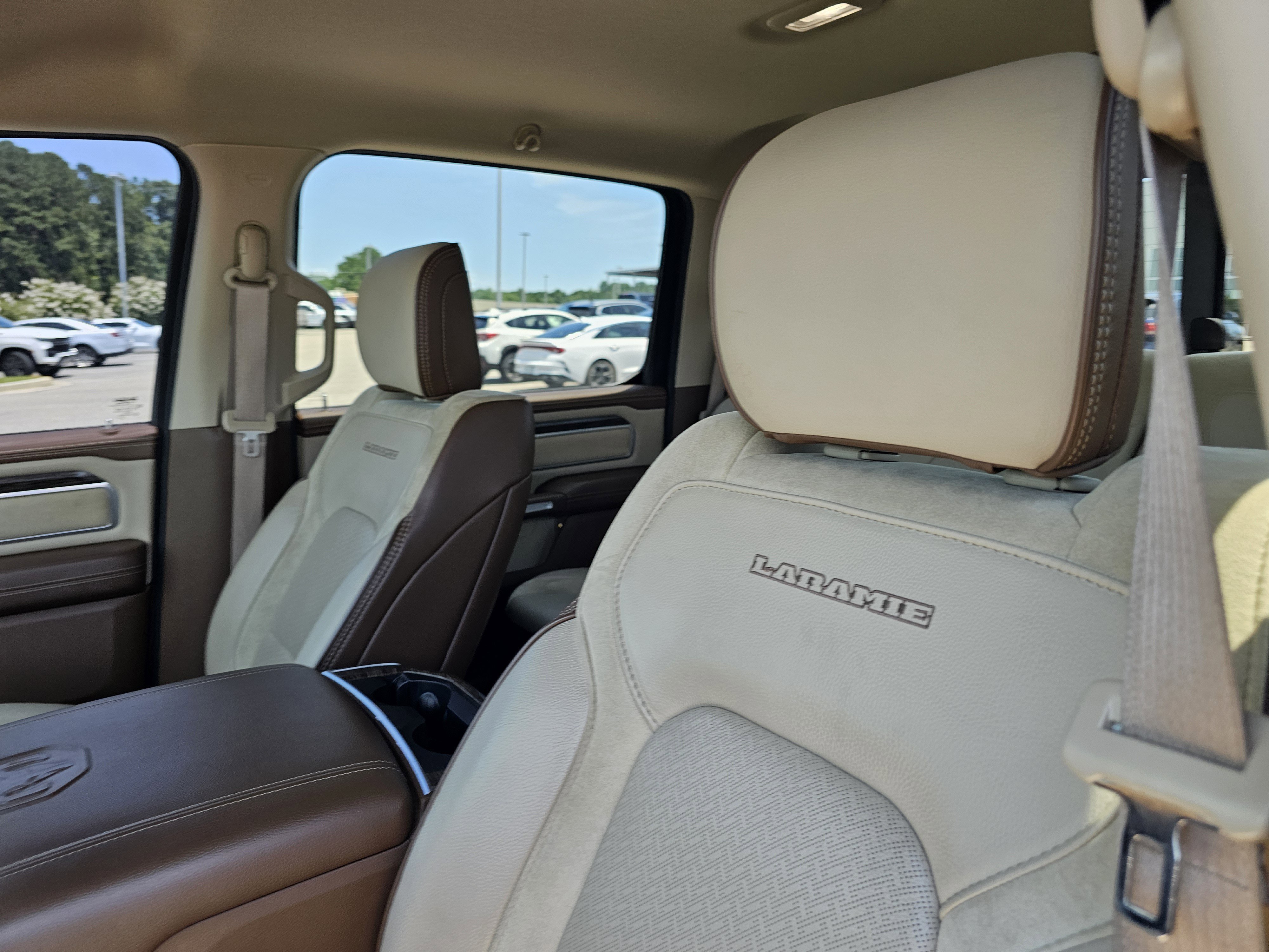 Used 2020 Delmonico Red Pearlcoat Ram Laramie image 18