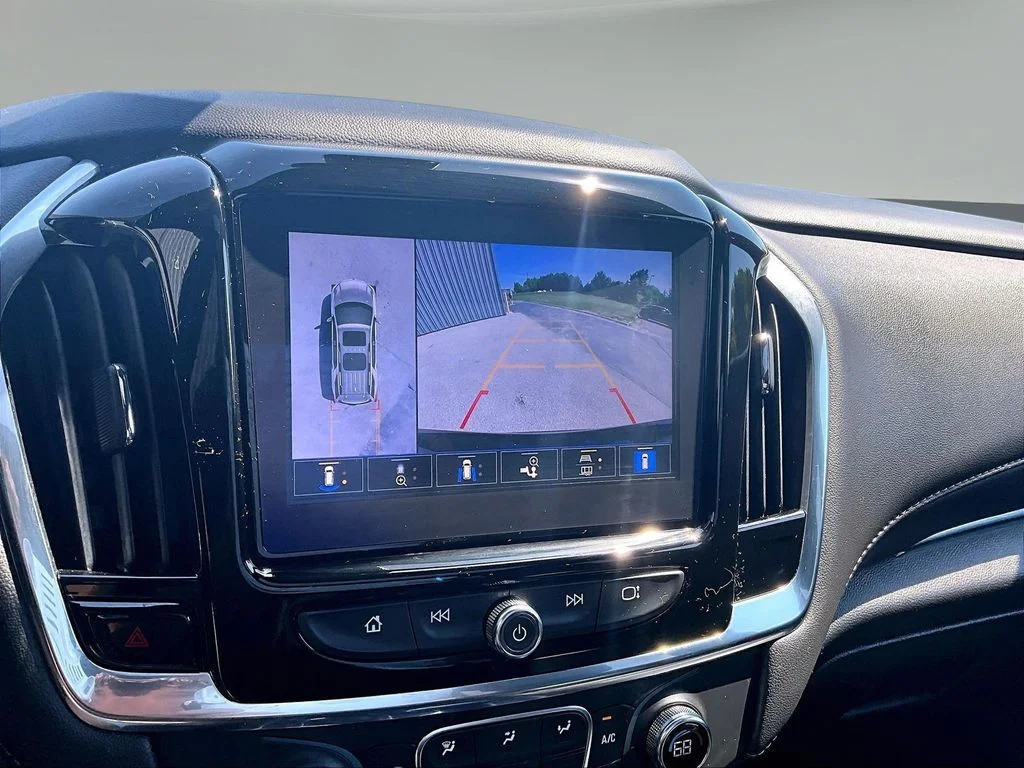Used 2023 Blue Chevrolet LT Leather image 17