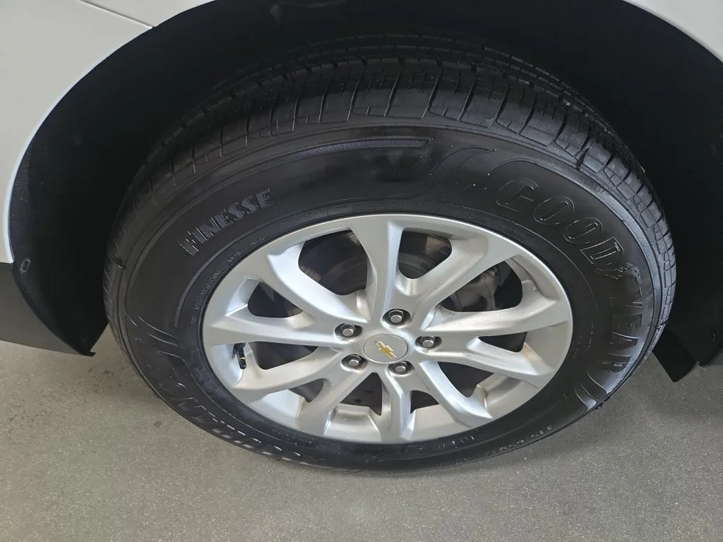 Used 2019 White Chevrolet LT image 29