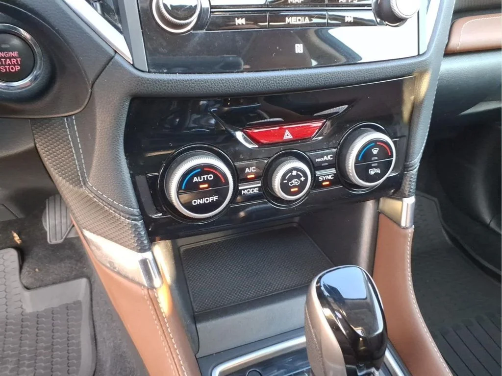 Used 2022 Gray Subaru Touring image 27