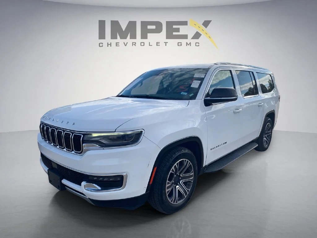 Used 2023 White Jeep Series II image 1