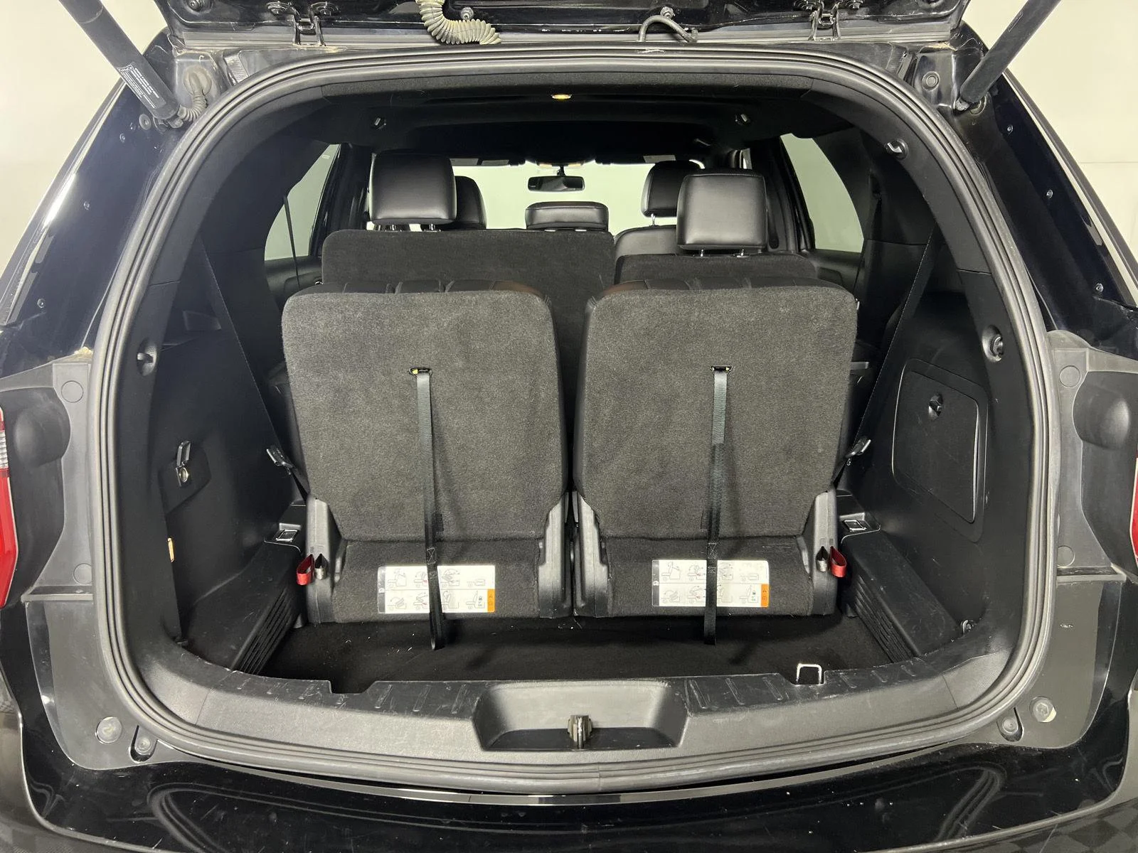 Used 2017 Shadow Black Ford XLT image 22