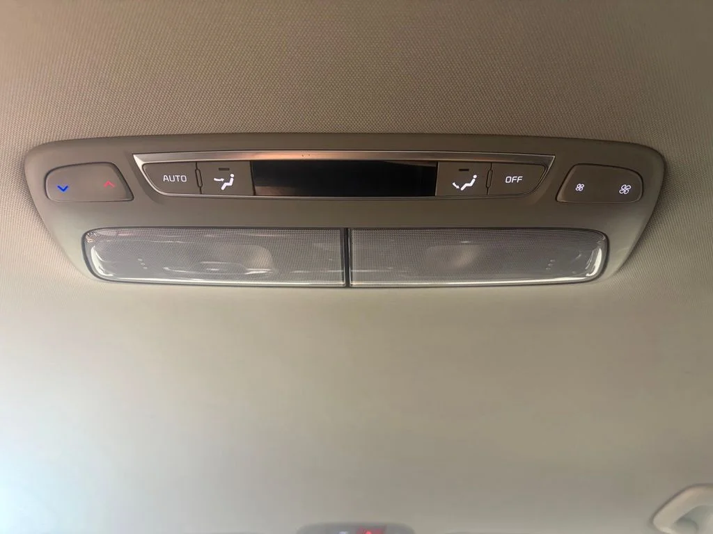2024 Kia Telluride S - Photo 14