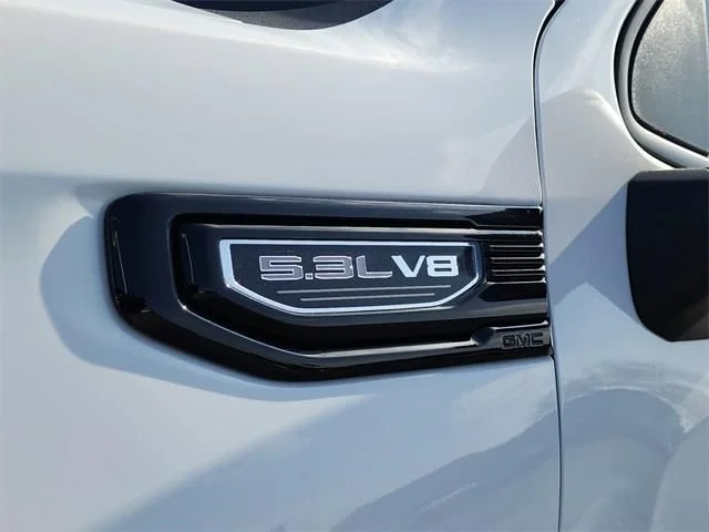 New 2026 White GMC Elevation image 10