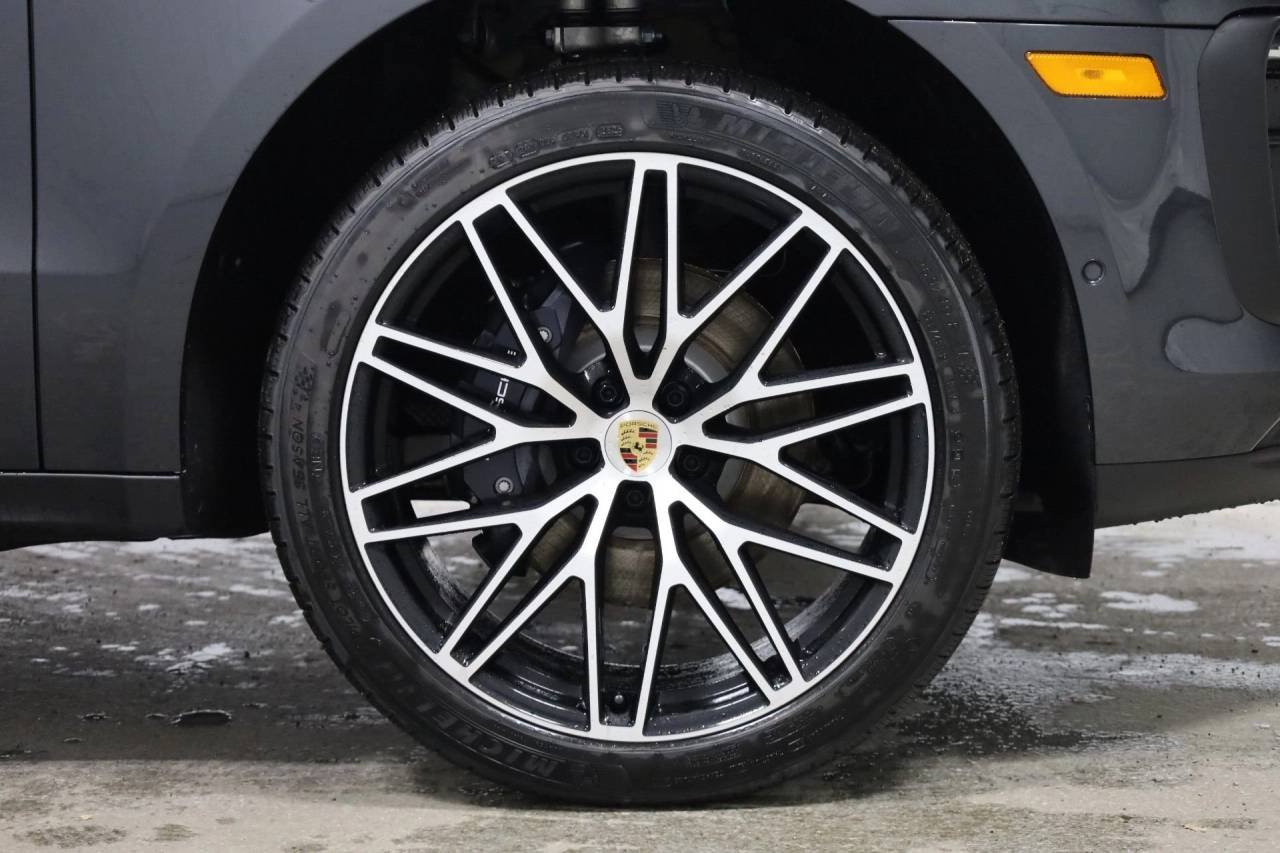 Used 2026 Volcano Grey Metallic Porsche  image 12