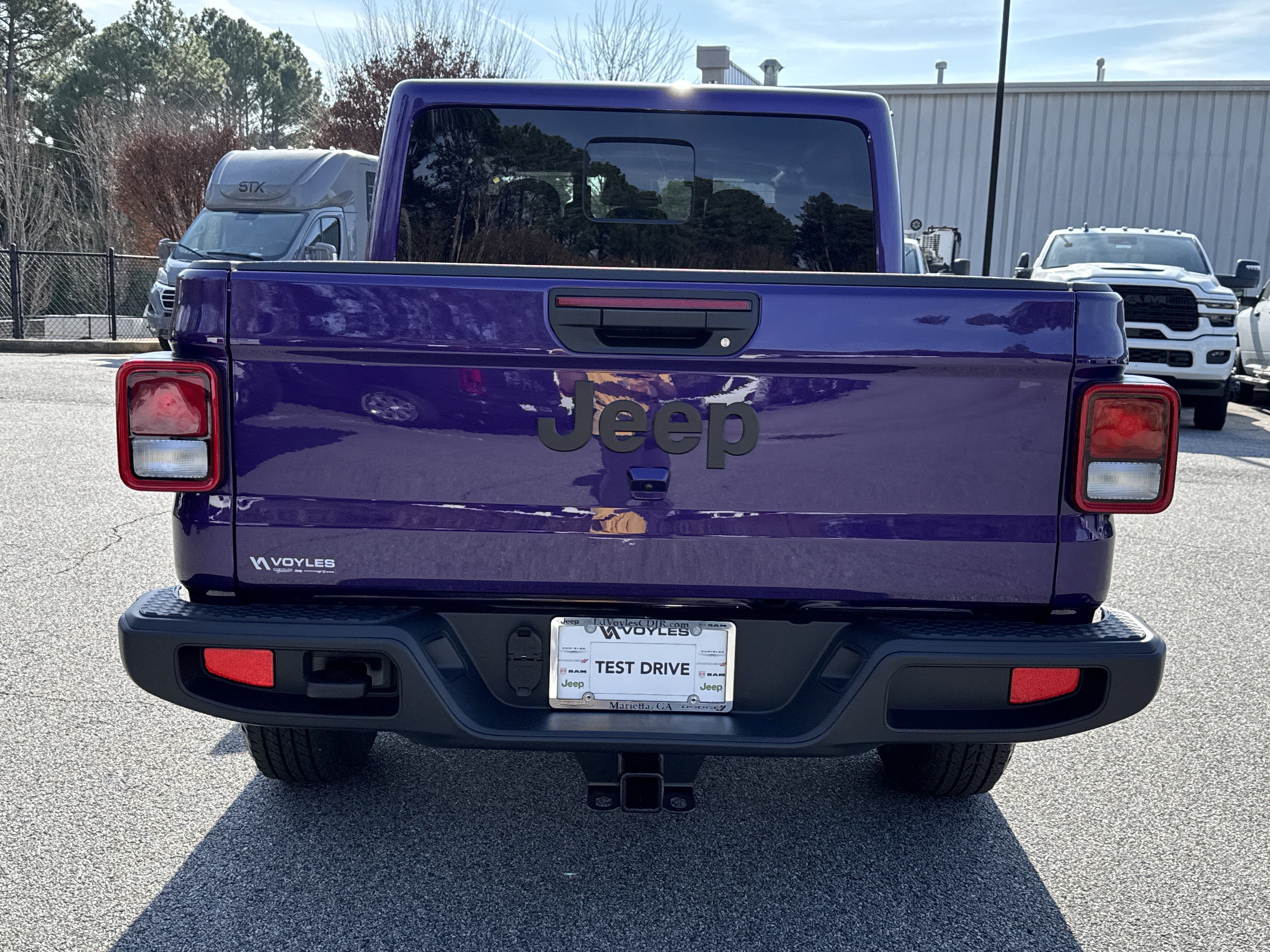 New 2026 Reign Exterior Paint Jeep Sport S image 7