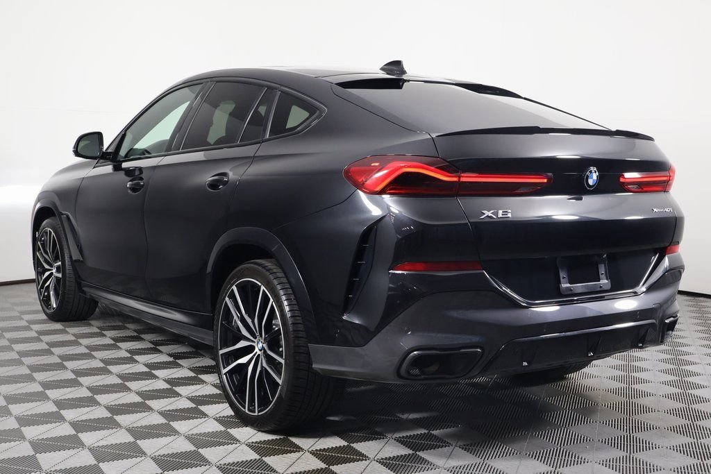 Used 2022 Black Sapphire Metallic BMW xDrive40i image 6