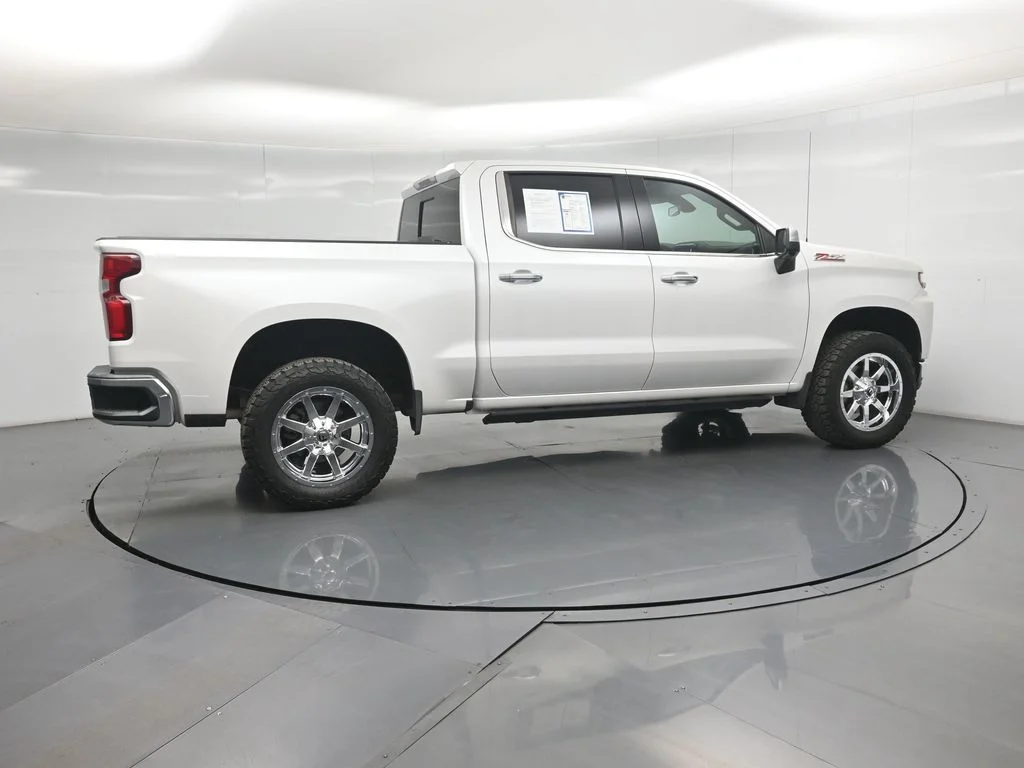 Used 2019 Beige Chevrolet LTZ image 25