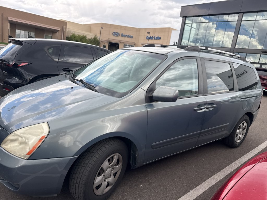 Used 2008 Olive Gray Kia LX image 2