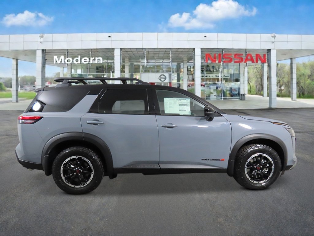 New 2026 Boulder Gray Pearl / Super Black Two-tone Nissan Rock Creek® image 6