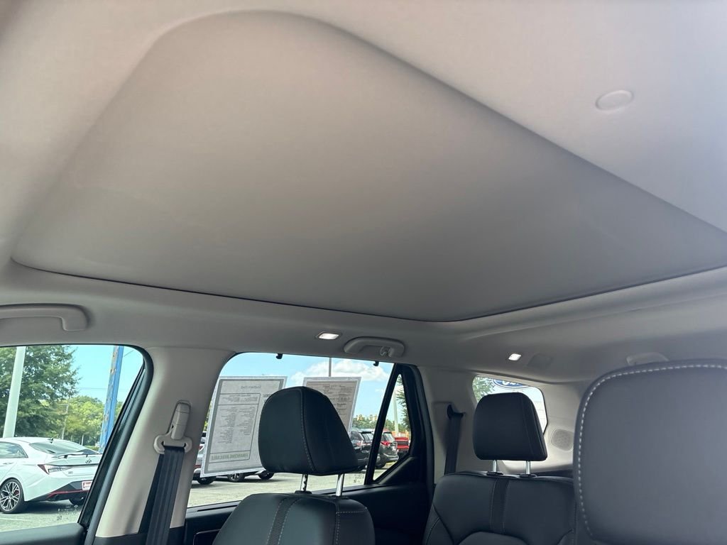 Used 2025 Black Honda Touring image 23