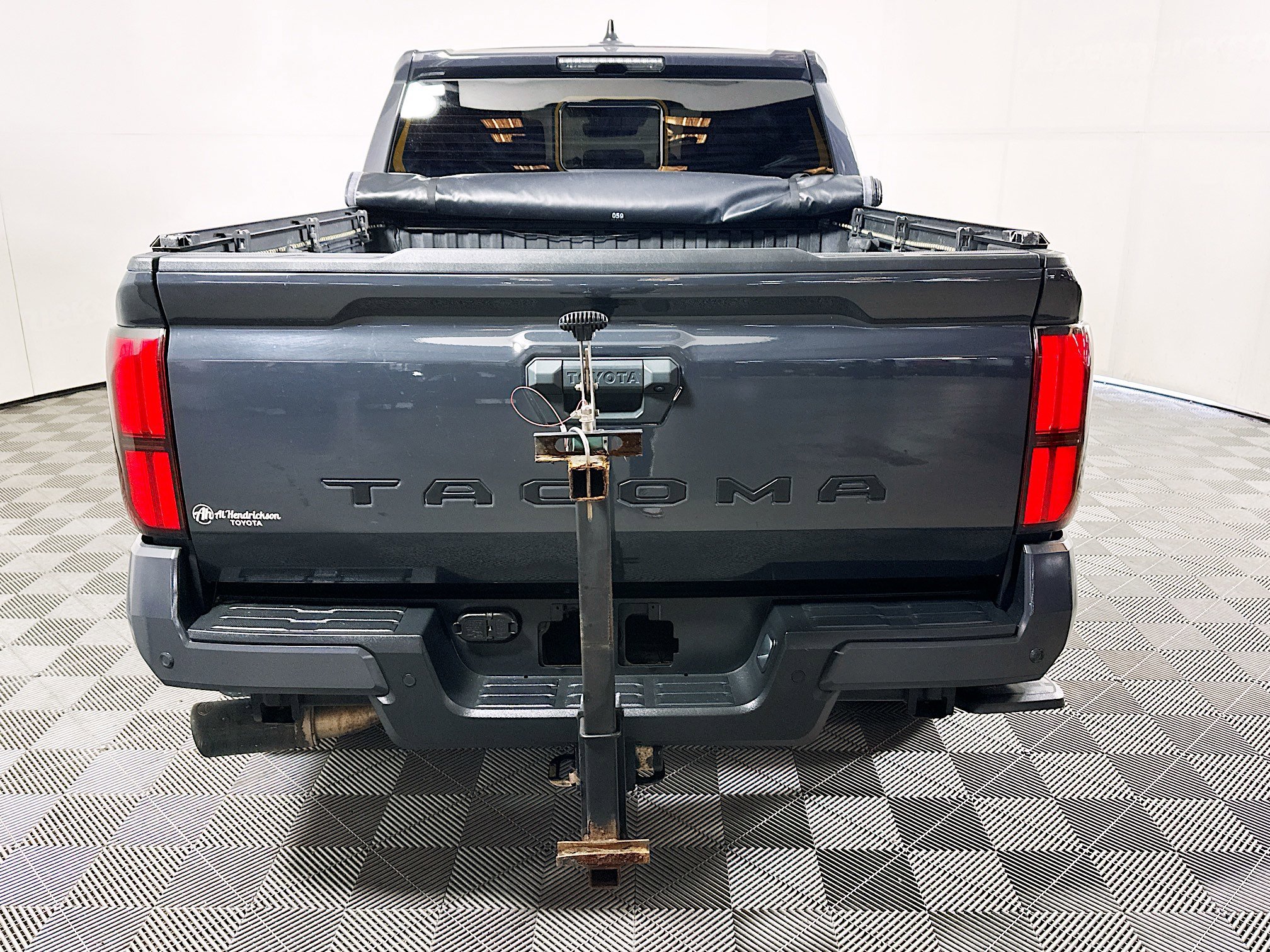 2024 Toyota Tacoma thumbnail 6