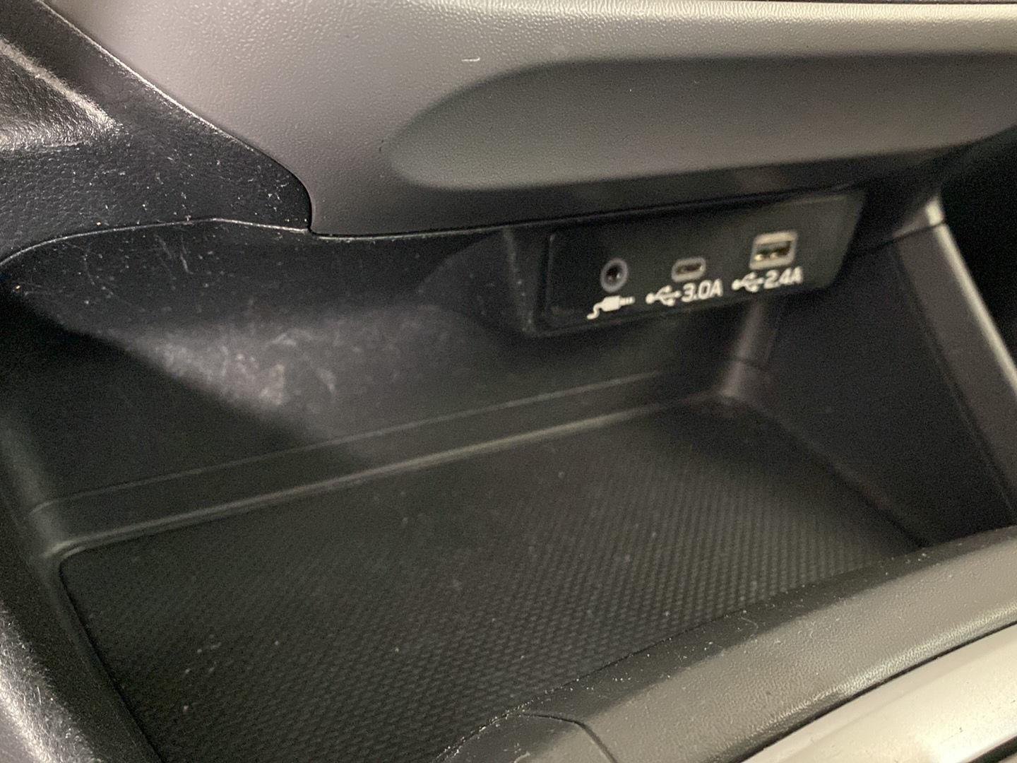 Used 2024 Gray Metallic Subaru Premium image 20