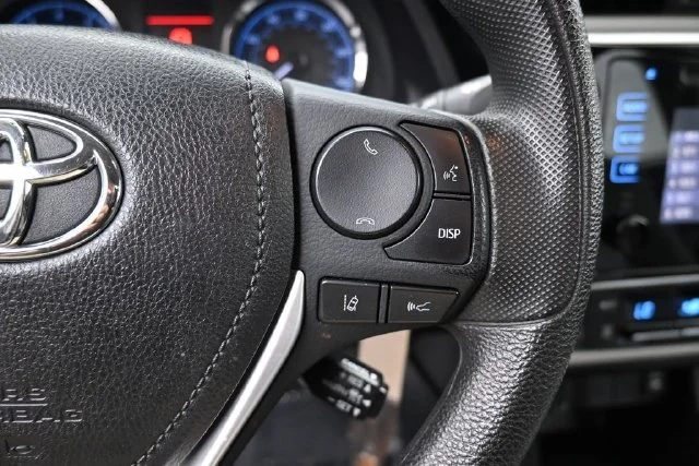 2019 Toyota Corolla LE - Photo 23