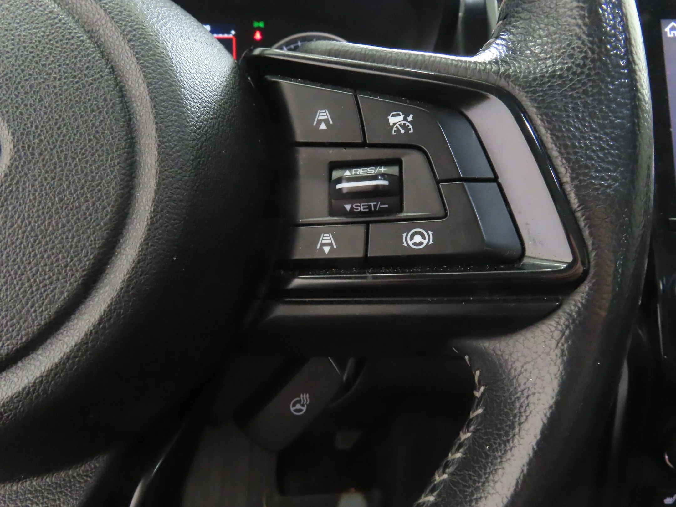 Used 2022 Black Subaru Onyx Edition image 13
