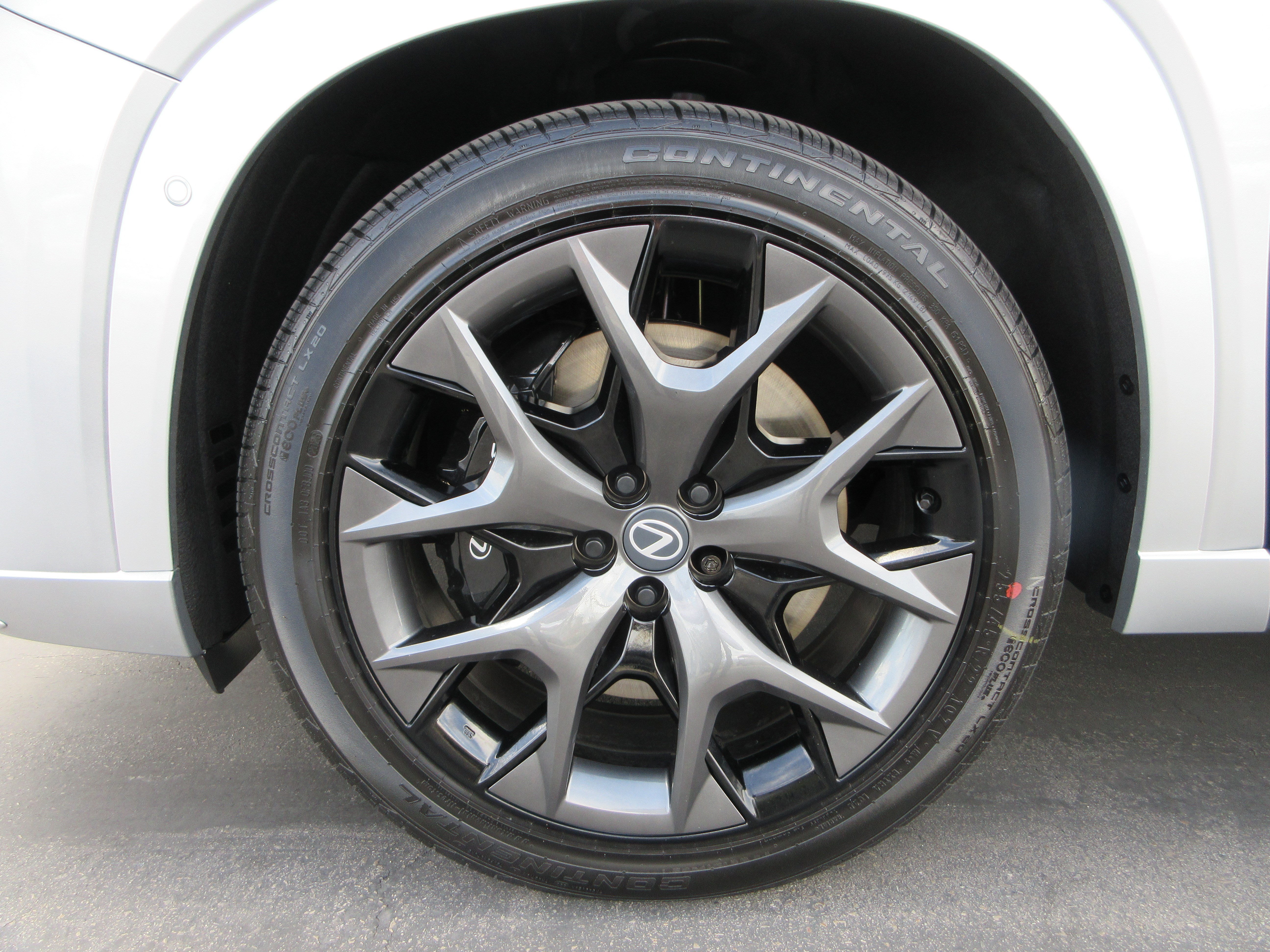 Certified Used 2026 CELESTIAL SILVER Lexus 500h F SPORT Performance Luxury image 58
