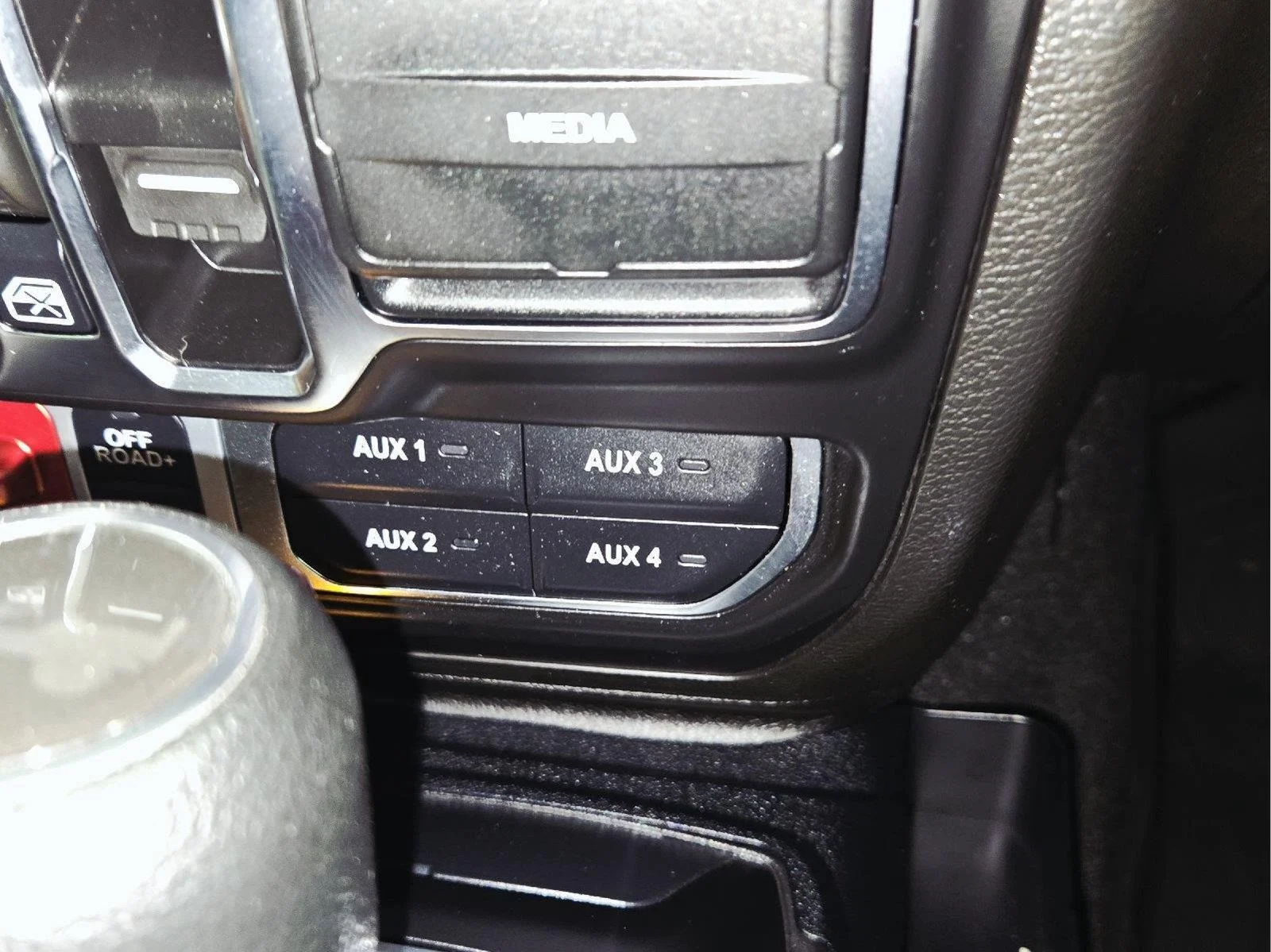 Used 2023 High Velocity Clearcoat Jeep Rubicon image 28