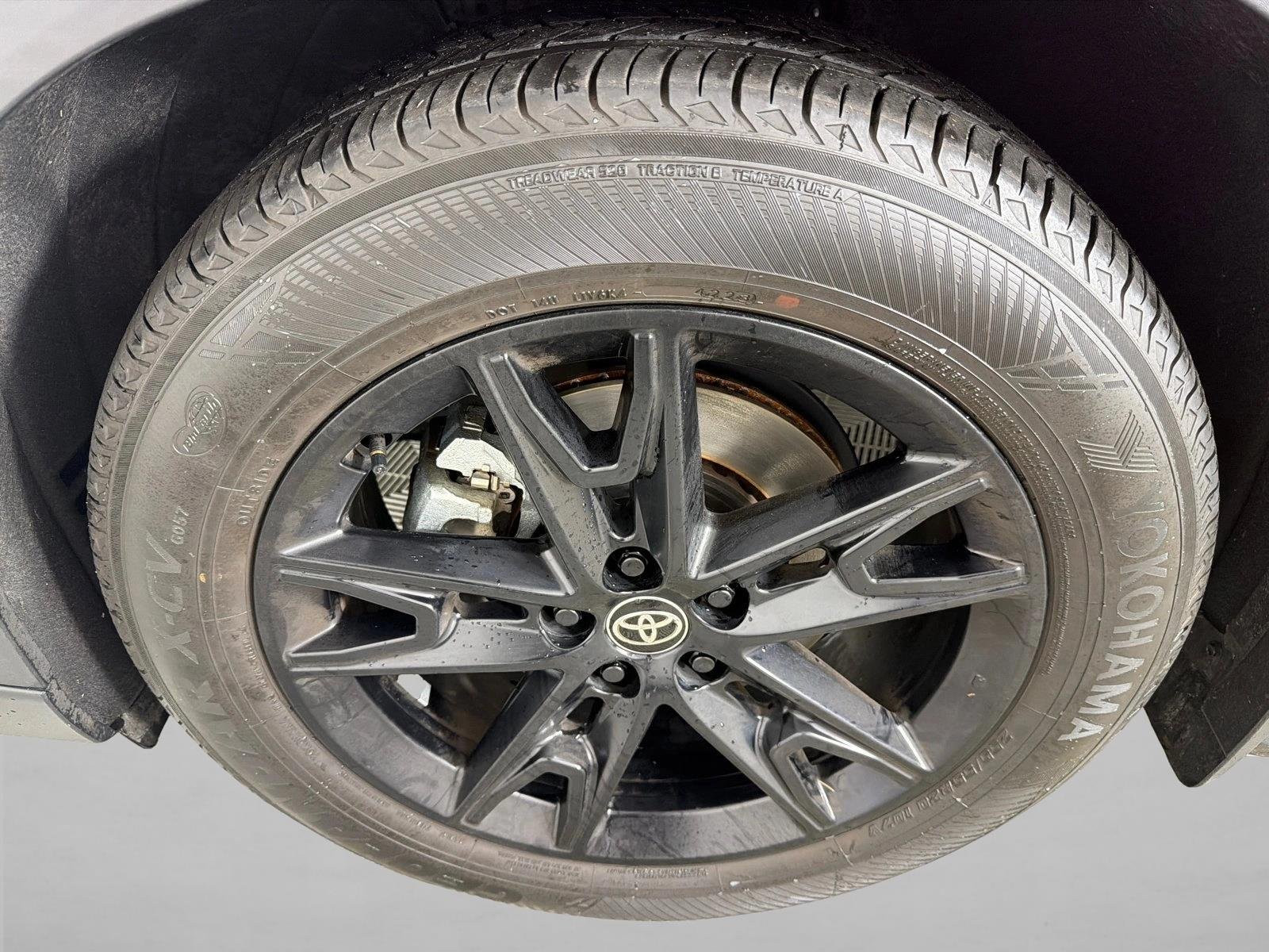 Used 2024 Ruby Flare Pearl Toyota Platinum image 12