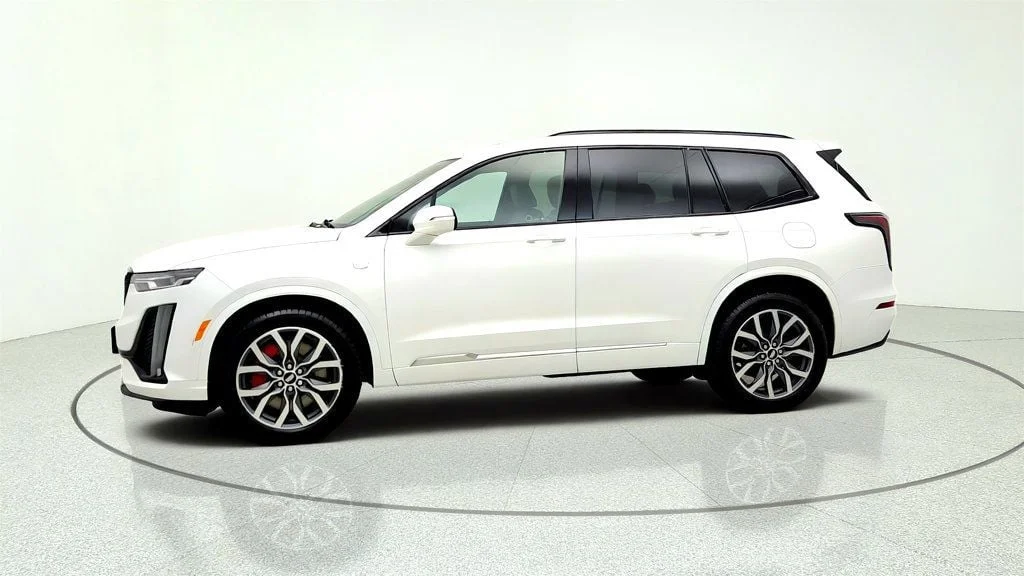 Used 2024 Crystal White Tricoat Cadillac AWD 4dr Sport w/ Six-Person Seating image 8