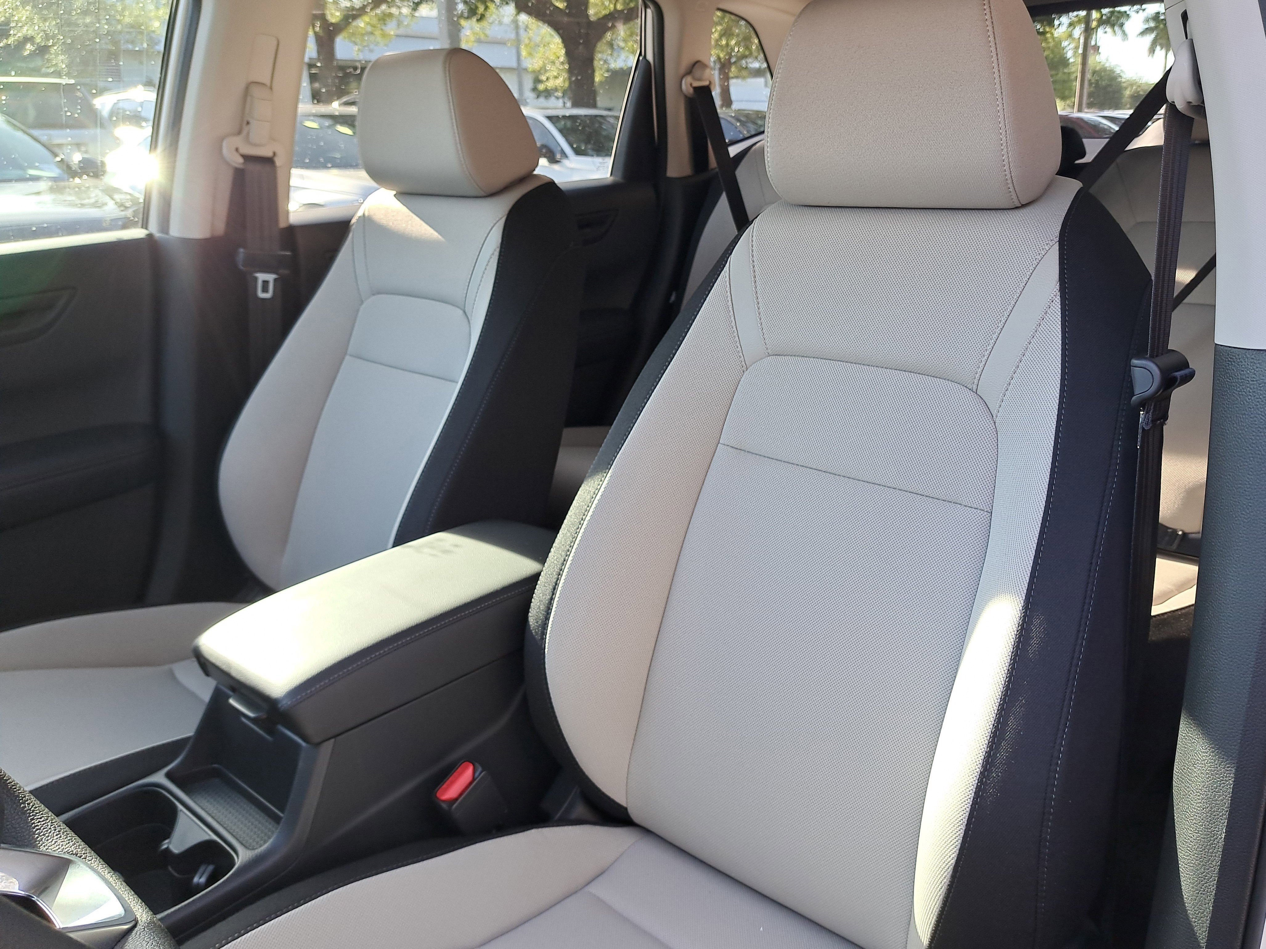 New 2026 Platinum White Pearl Honda LX image 18