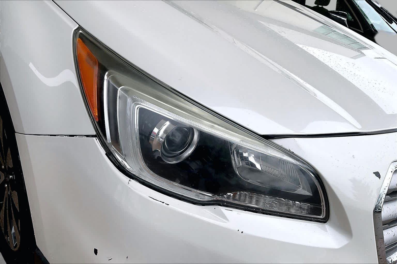 Used 2015 Crystal White Pearl Subaru 2.5i Limited image 26
