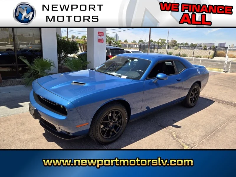2021 Dodge Challenger SXT Auto's photo